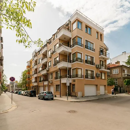 за гости веси Apartment Burgas