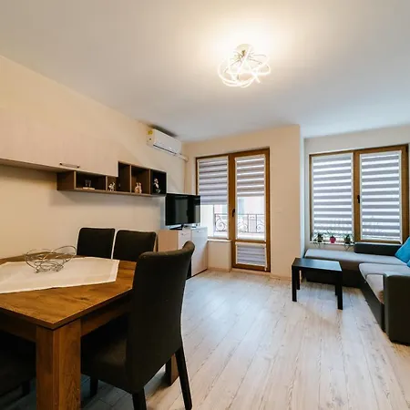 за гости веси Μπουργκάς